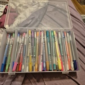 Sakura Gelly Rolls Near Complete Set 71 Of 74 Pens